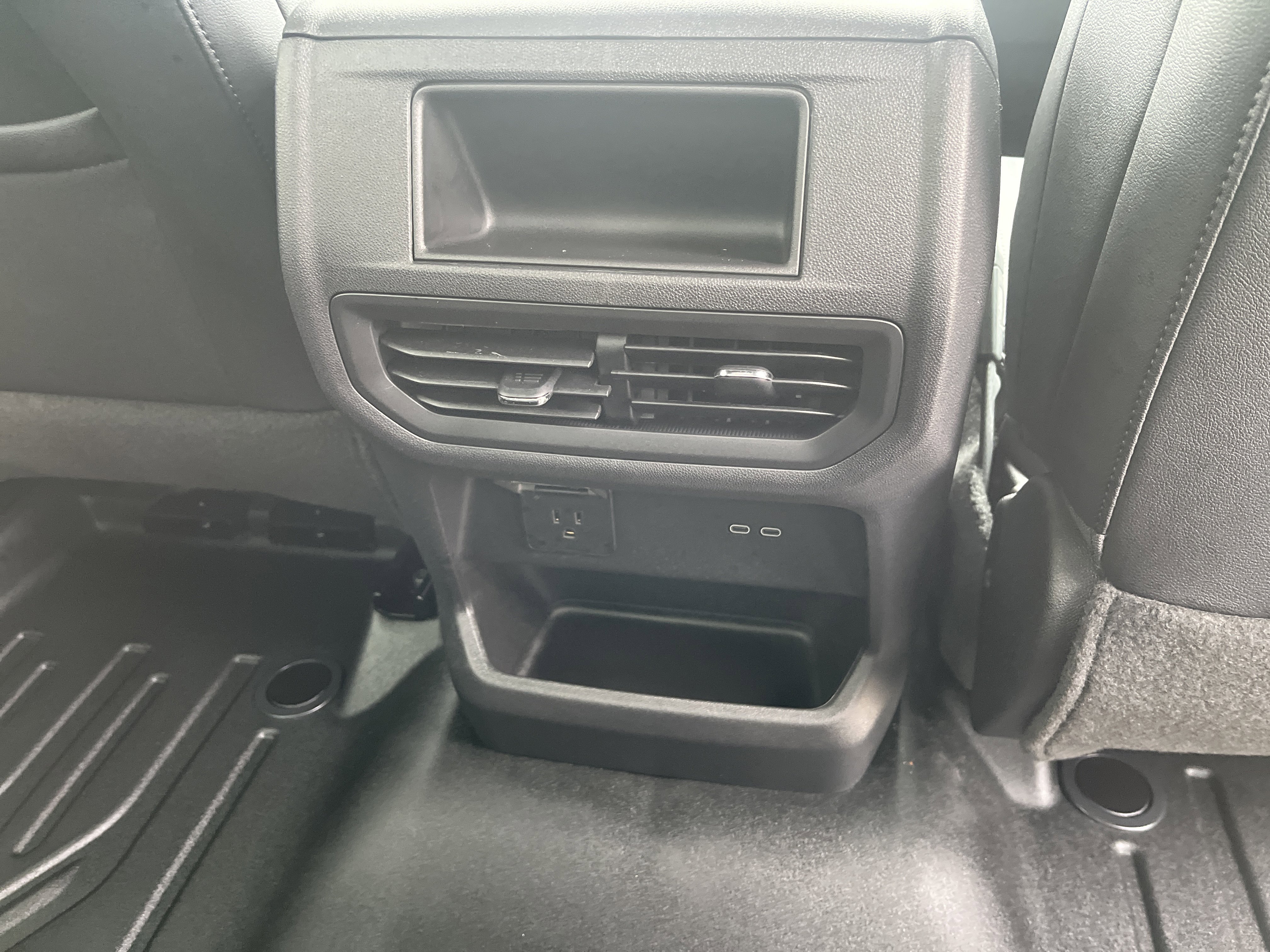 Used 2025 Chevrolet Silverado EV W/T AWD/4WD image 16