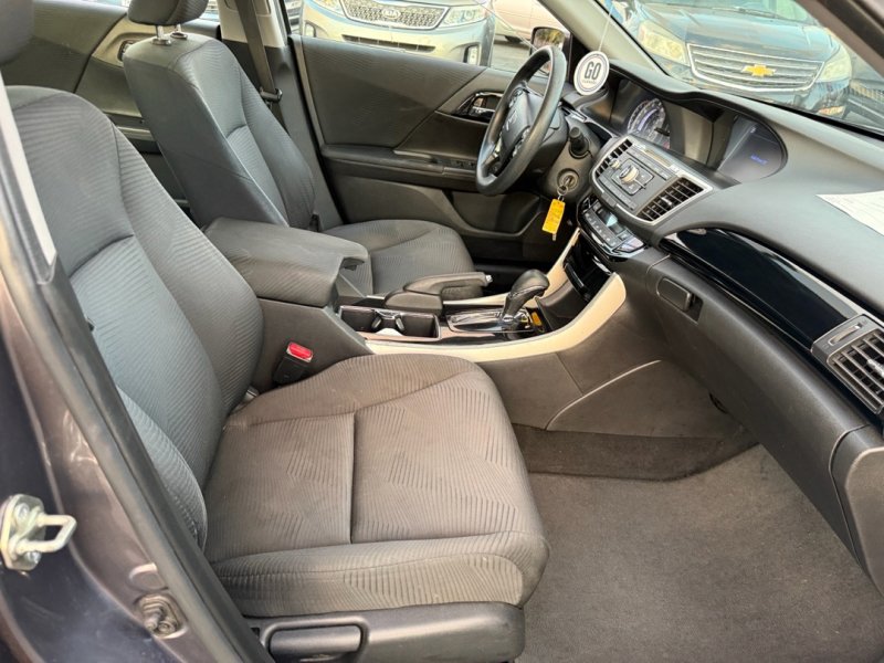Used 2017 Honda Accord LX image 20