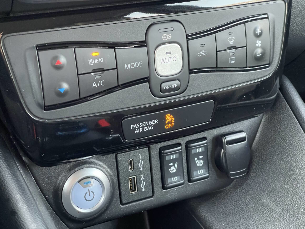 Used 2020 Nissan Leaf SL Plus image 32