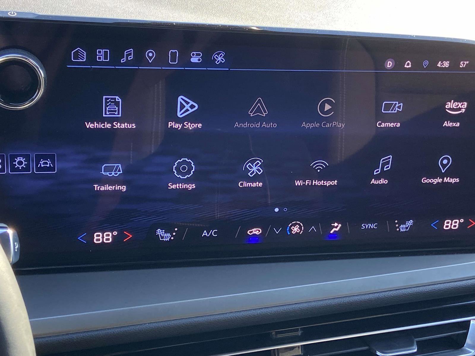 Certified 2025 Chevrolet Traverse LT image 19