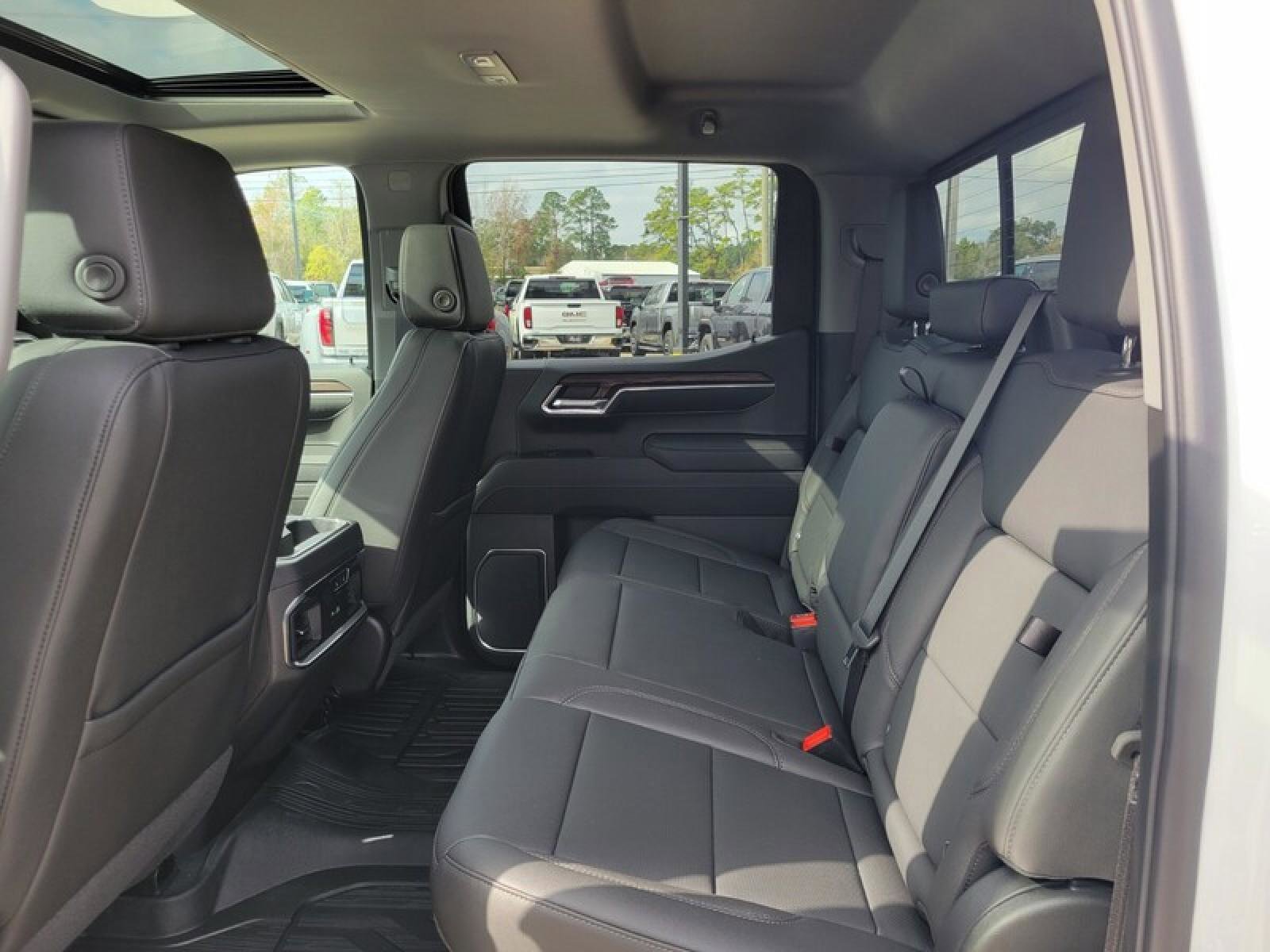 New 2026 GMC Sierra 1500 SLT w/ SLT Premium Plus Package image 27