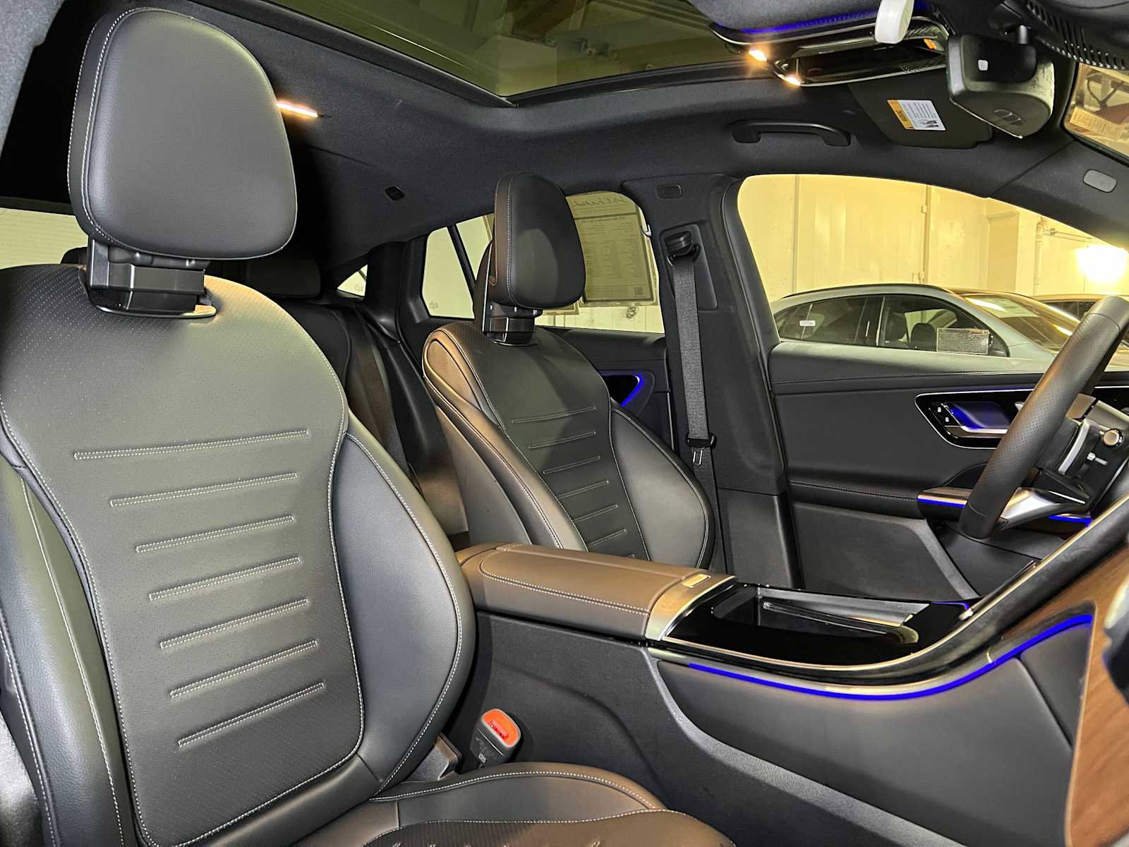 Used 2025 Mercedes-Benz GLC 300 GLC 300 image 13