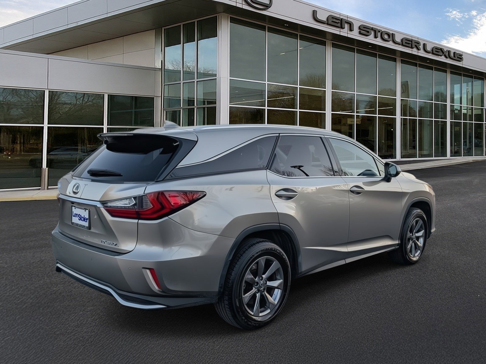 Used 2018 Lexus RX 350L AWD image 3