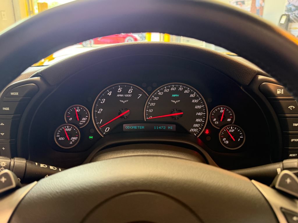 Used 2008 Chevrolet Corvette Convertible w/ Preferred Equipment Group RWD image 30