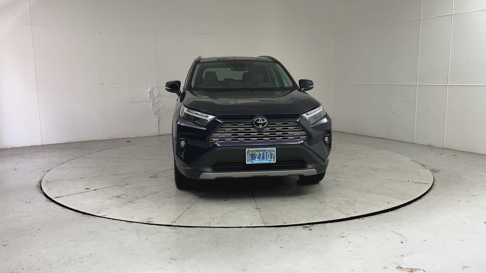 Used 2023 Toyota RAV4 Limited AWD/4WD image 7