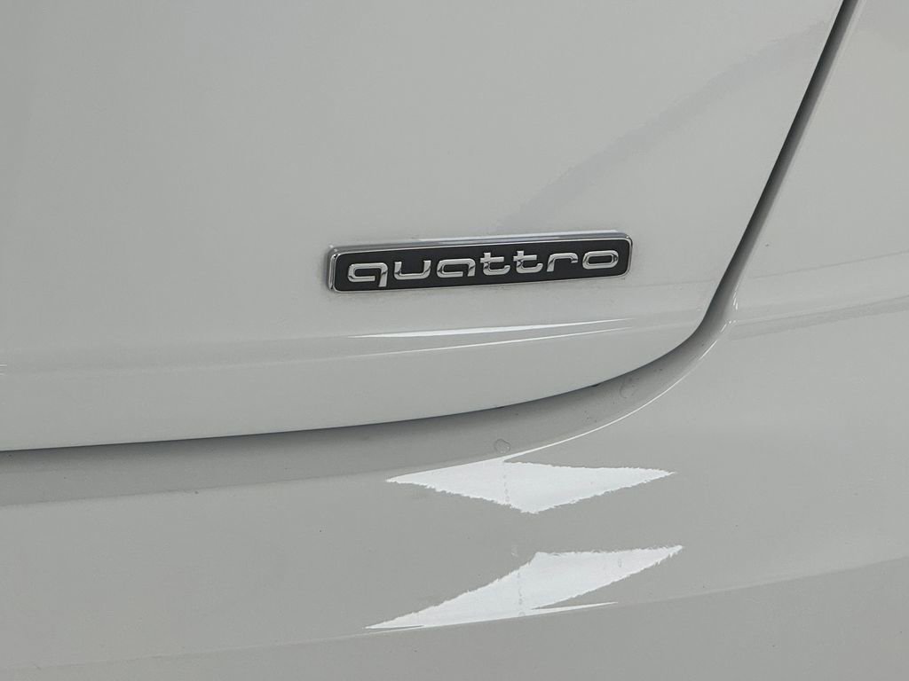 Used 2022 Audi Q8 Premium Plus image 33