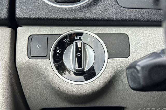 Used 2012 Mercedes-Benz C 350 Sport image 31