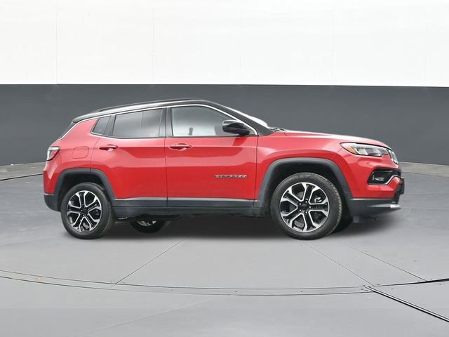 Used 2023 Jeep Compass Limited image 51