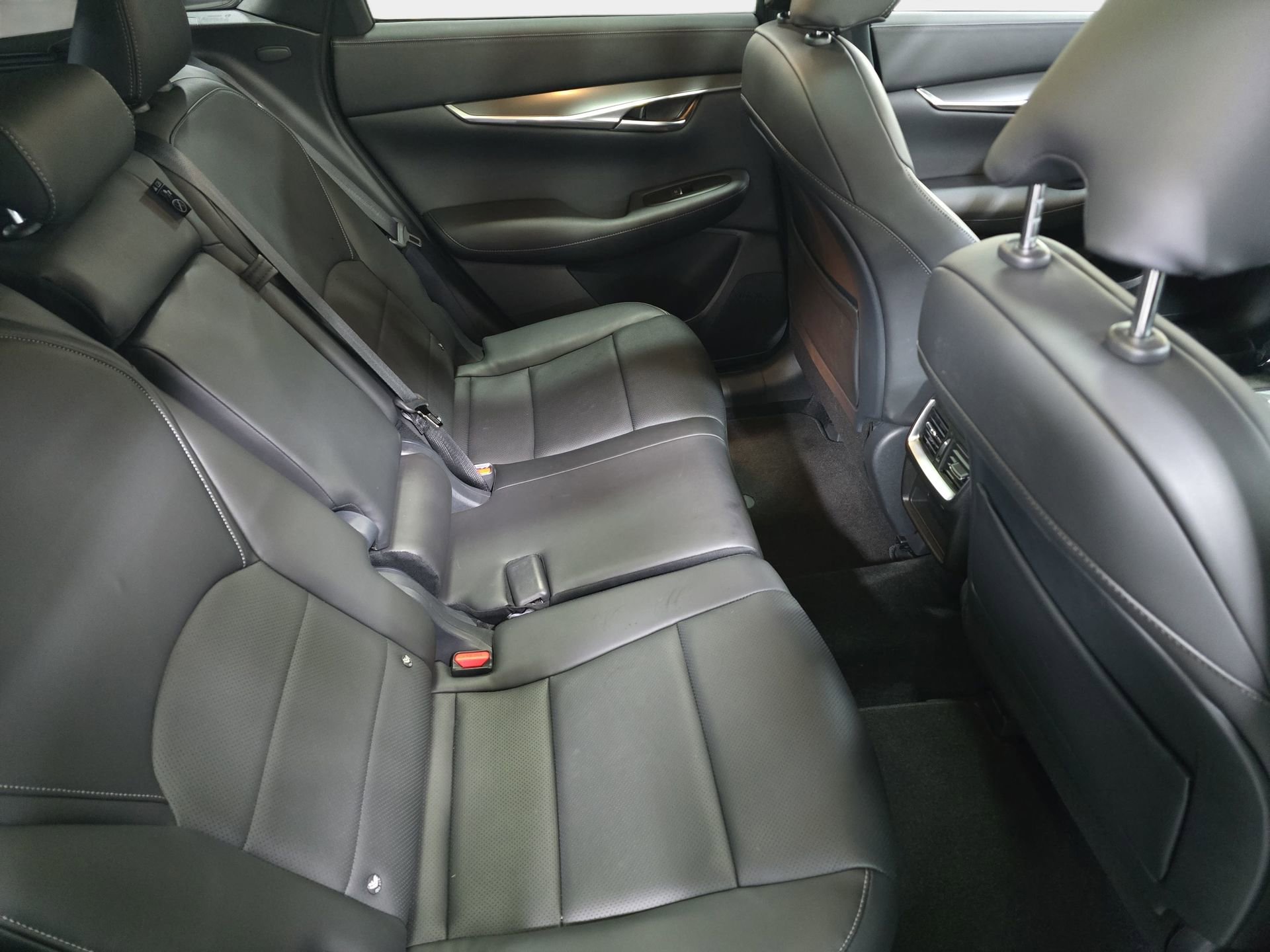 Used 2025 INFINITI QX50 Luxe image 11