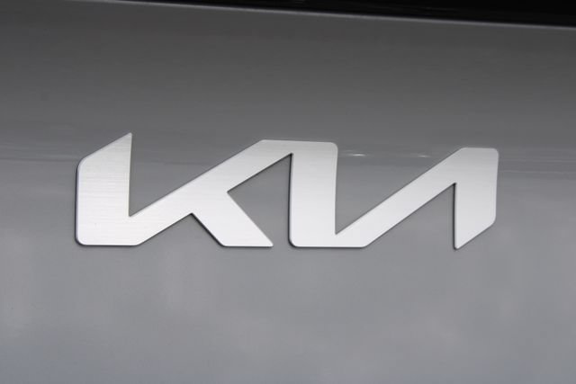 Used 2024 Kia Sportage SX FWD image 6