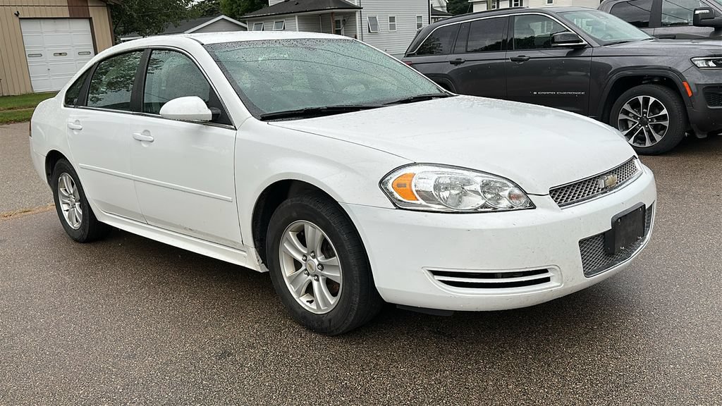 Used 2015 Chevrolet Impala Limited LS FWD image 2