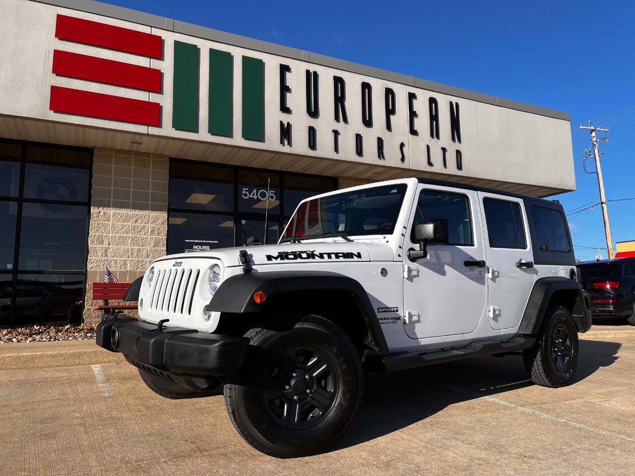 Used 2018 Jeep Wrangler Unlimited Sport w/ Connectivity Group image 1