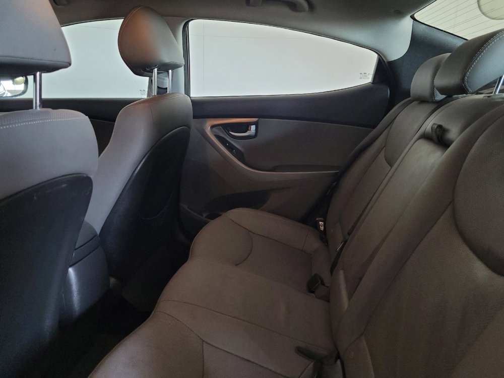 Used 2016 Hyundai Elantra Limited FWD image 18