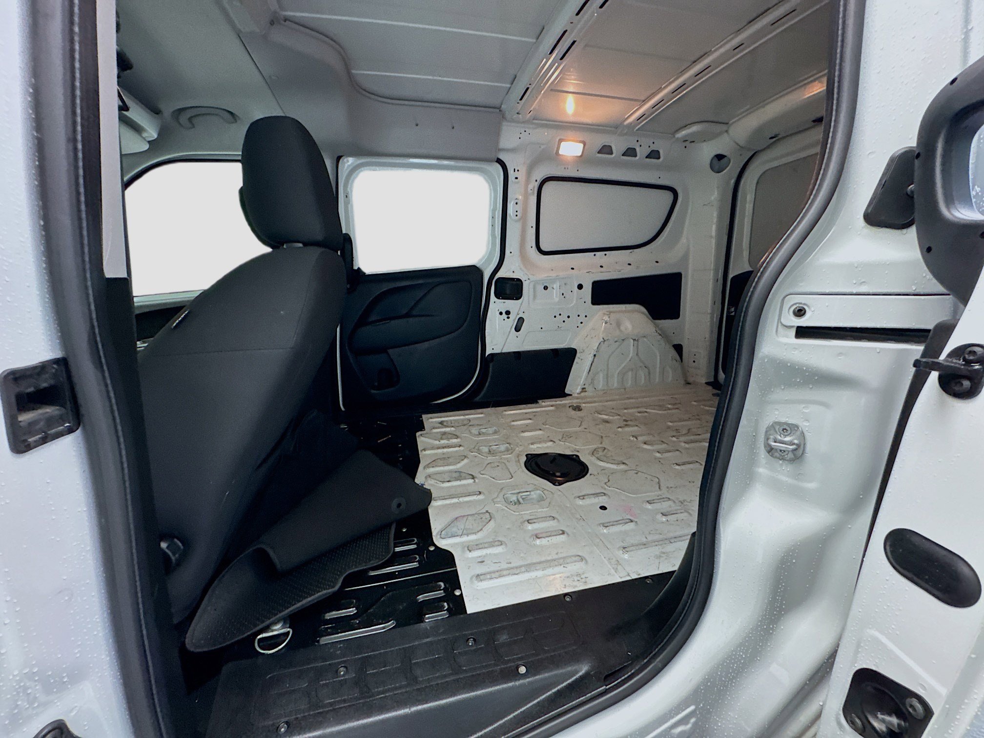 Used 2022 RAM ProMaster City Tradesman image 14