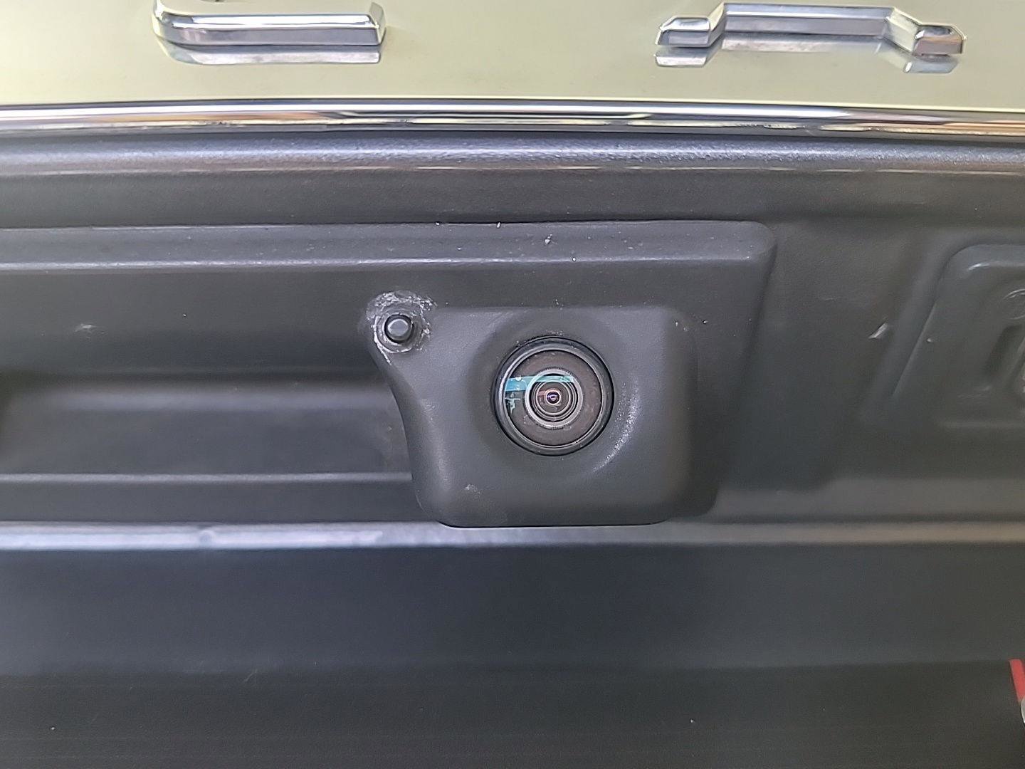 Used 2022 Volkswagen Atlas SE w/ Panoramic Sunroof Package image 7