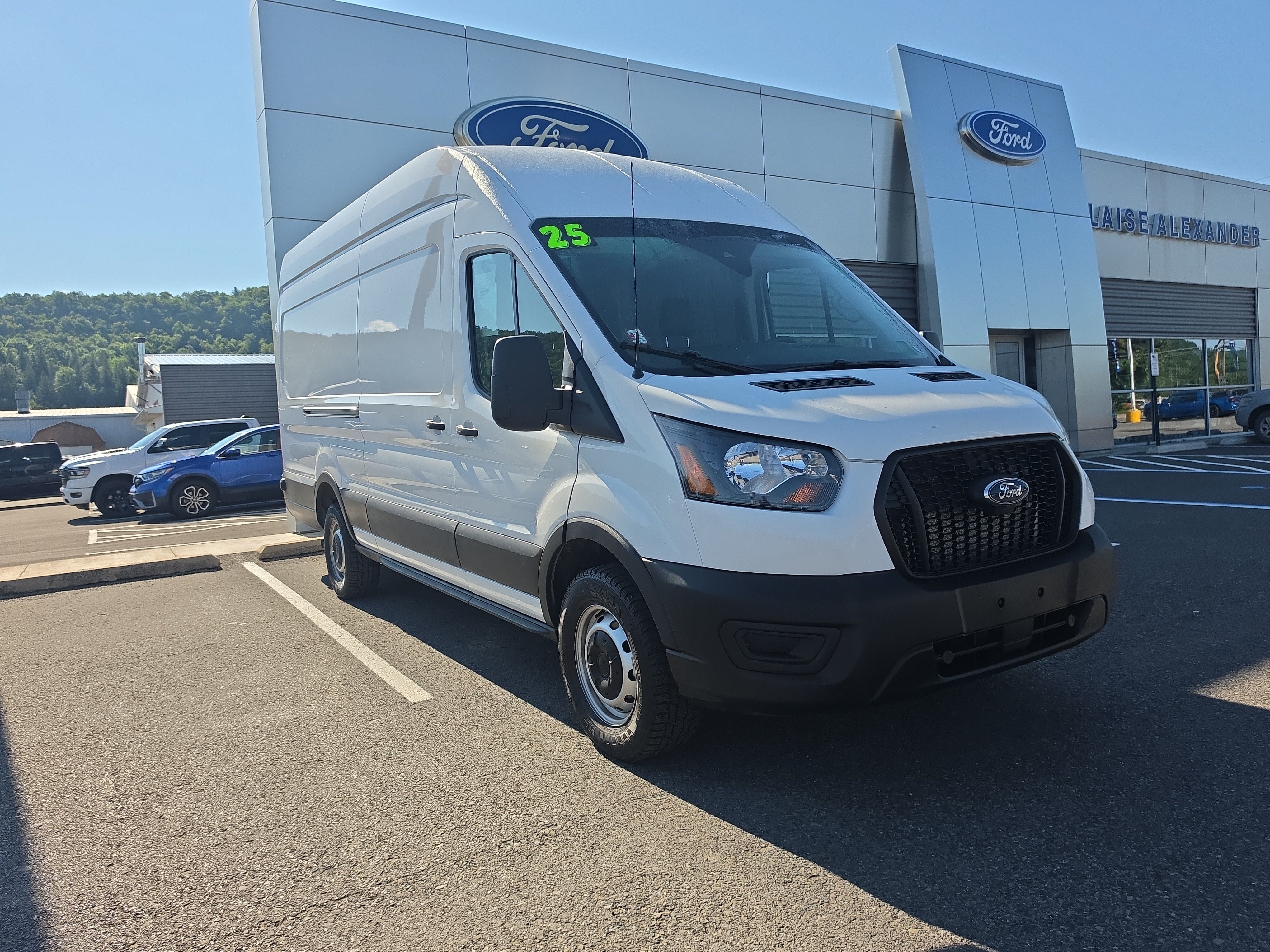Used 2025 Ford Transit 250 148 High Roof Extended RWD image 1