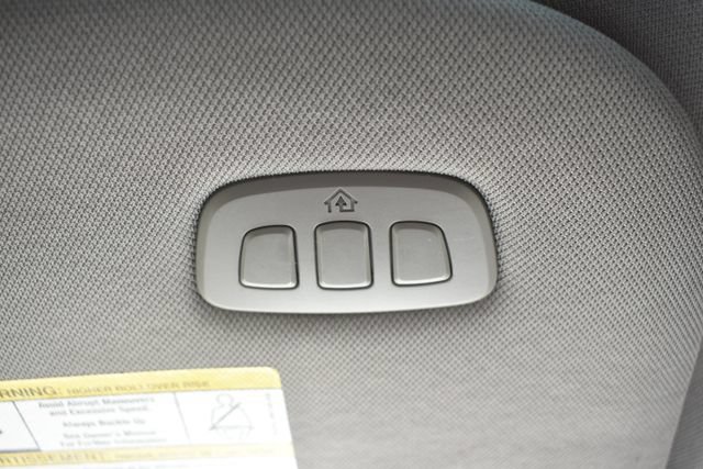 Used 2015 Ford F150 Lariat w/ Equipment Group 502A Luxury AWD/4WD image 39