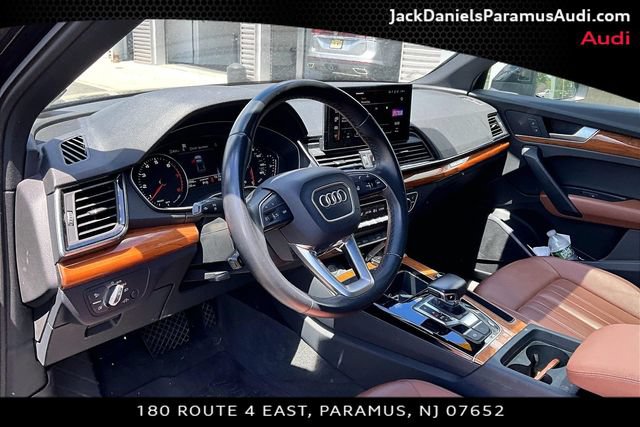 Used 2023 Audi Q5 2.0T Premium AWD/4WD image 11