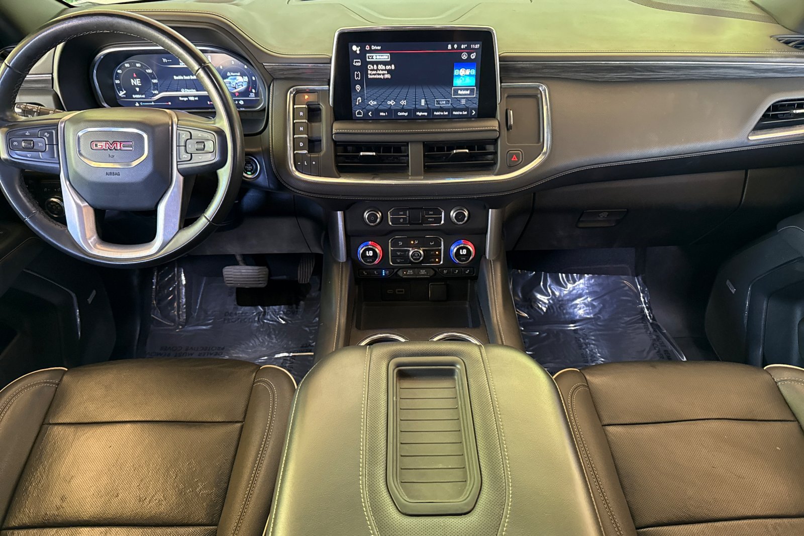 Used 2023 GMC Yukon XL SLT AWD/4WD image 17