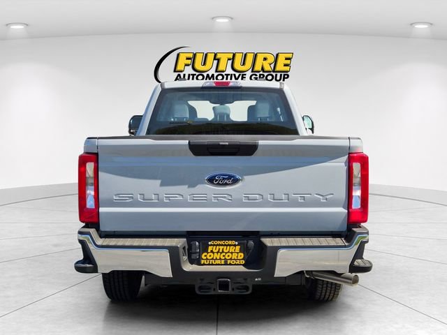 New 2026 Ford F350 XL w/ XL Chrome Package image 4