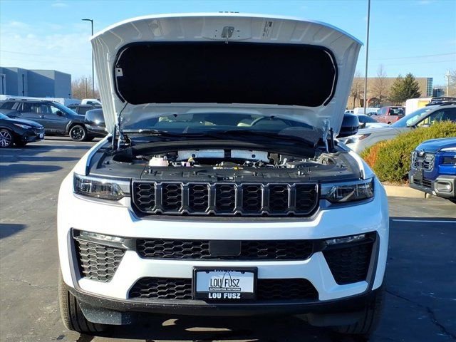 New 2026 Jeep Grand Cherokee L Limited w/ Limited Altitude Package image 23