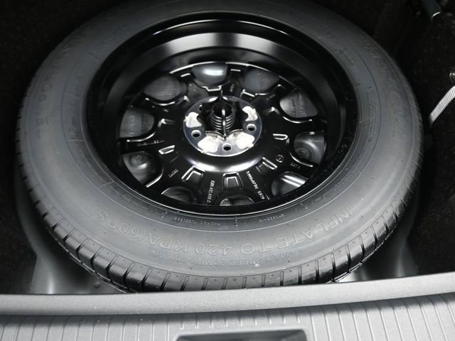 New 2026 Volkswagen Tiguan SE image 14