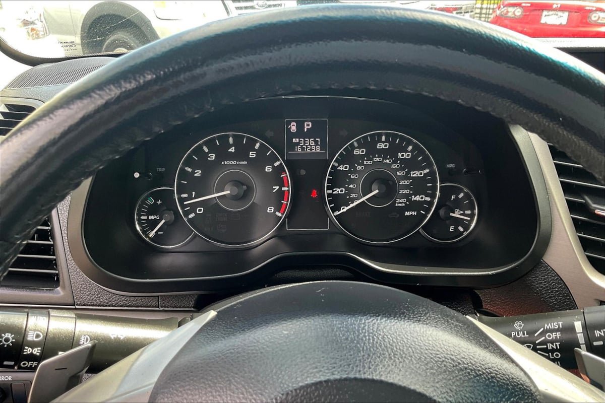 Used 2012 Subaru Outback 2.5i Premium AWD/4WD image 13