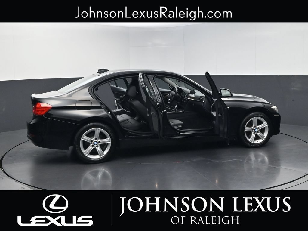 Used 2014 BMW 328i xDrive Sedan AWD/4WD image 31