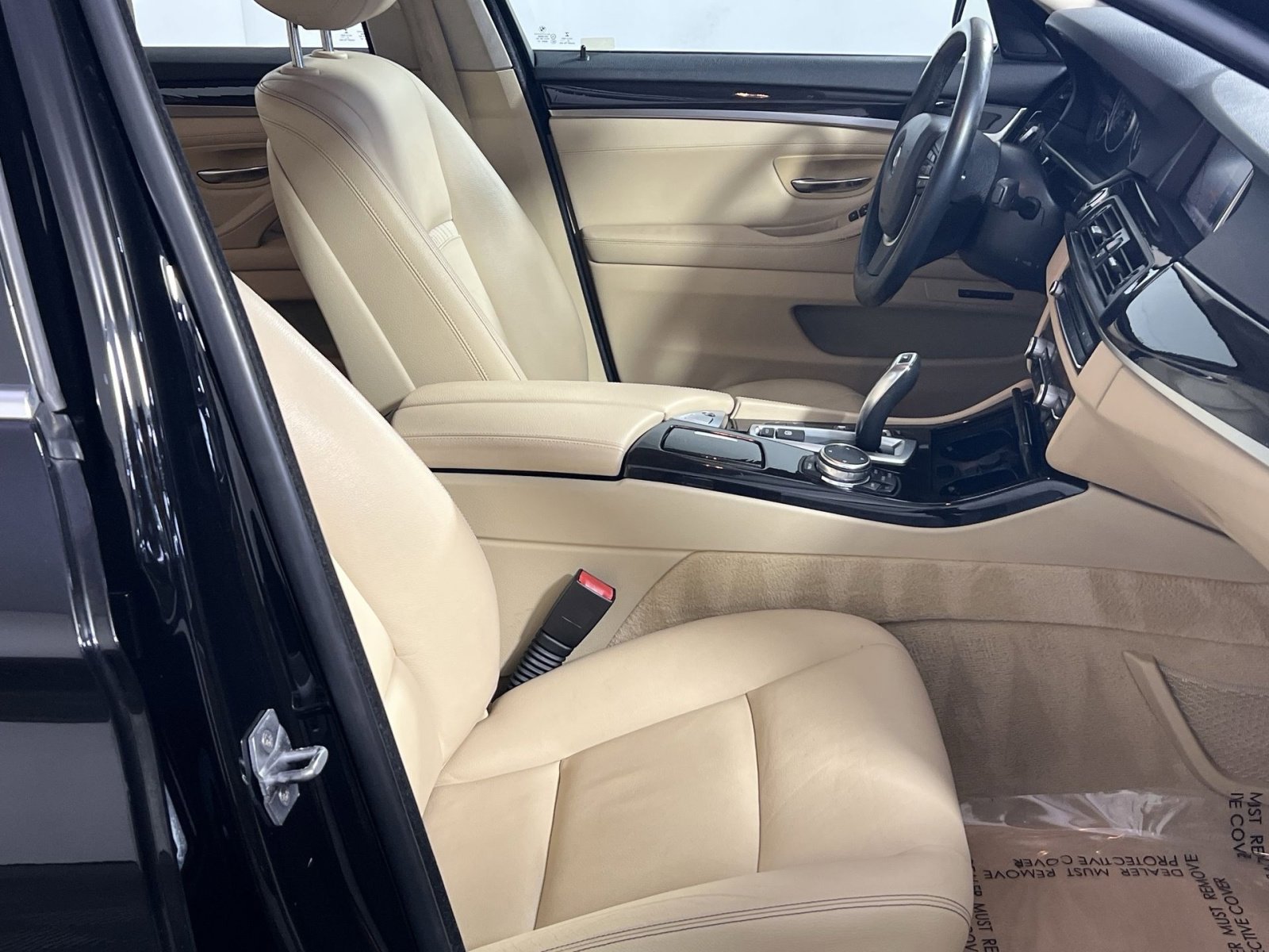 Used 2015 BMW 535i xDrive Sedan image 28