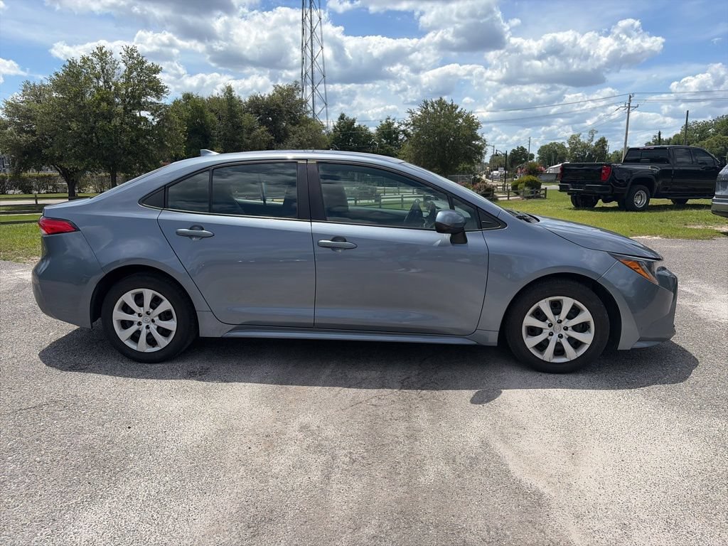 Used 2024 Toyota Corolla LE FWD image 6