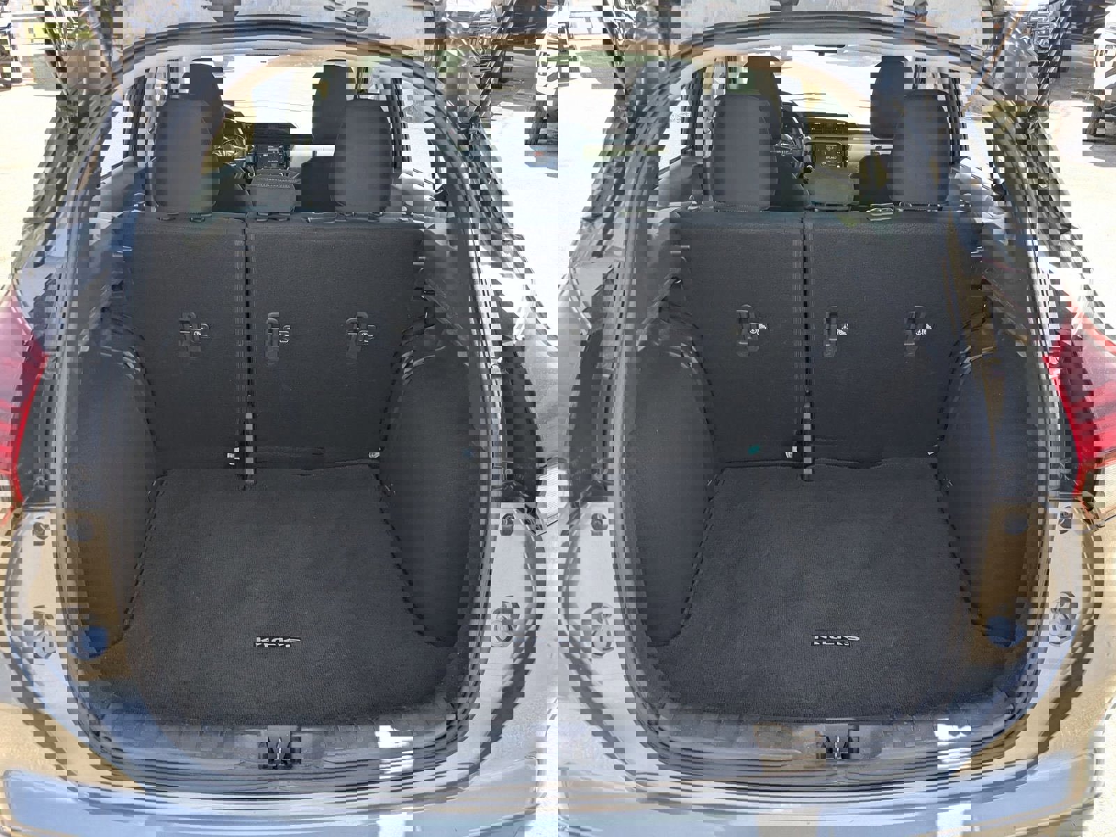 Used 2024 Nissan Kicks SV image 38