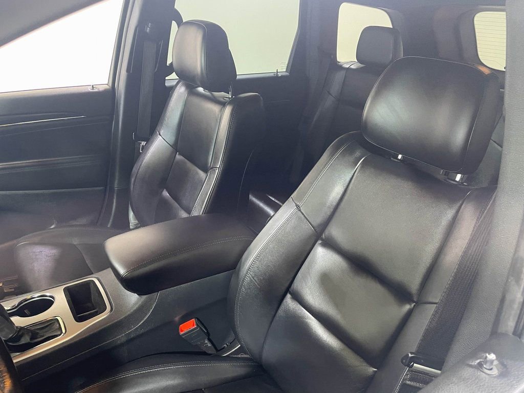 Used 2022 Jeep Grand Cherokee Limited image 12