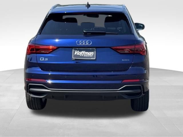 Certified 2025 Audi Q3 2.0T Premium w/ Convenience Package AWD/4WD image 7