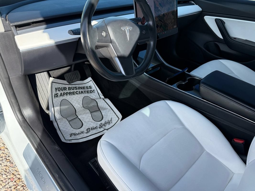 Used 2018 Tesla Model 3 Mid Range RWD image 30
