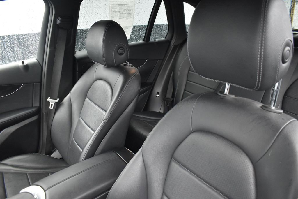 Used 2018 Mercedes-Benz GLC 300 4MATIC image 14