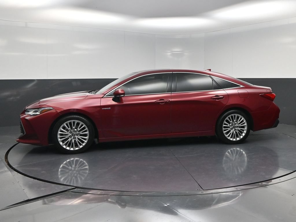Used 2020 Toyota Avalon Limited w/ Advanced Safety Package FWD image 3