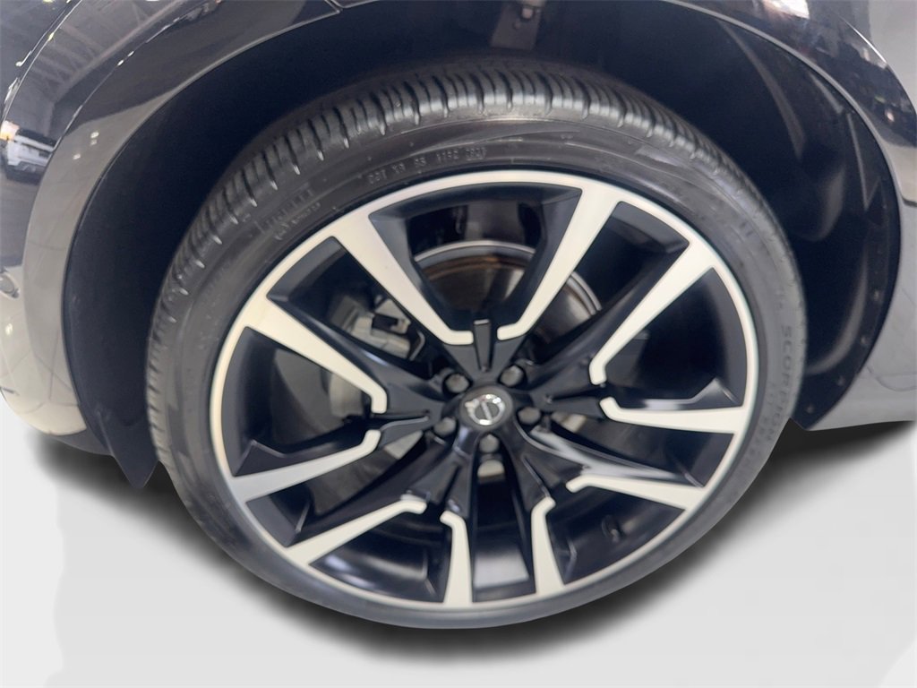 Used 2022 Volvo XC60 B5 Inscription w/ Protection Package Premier image 90