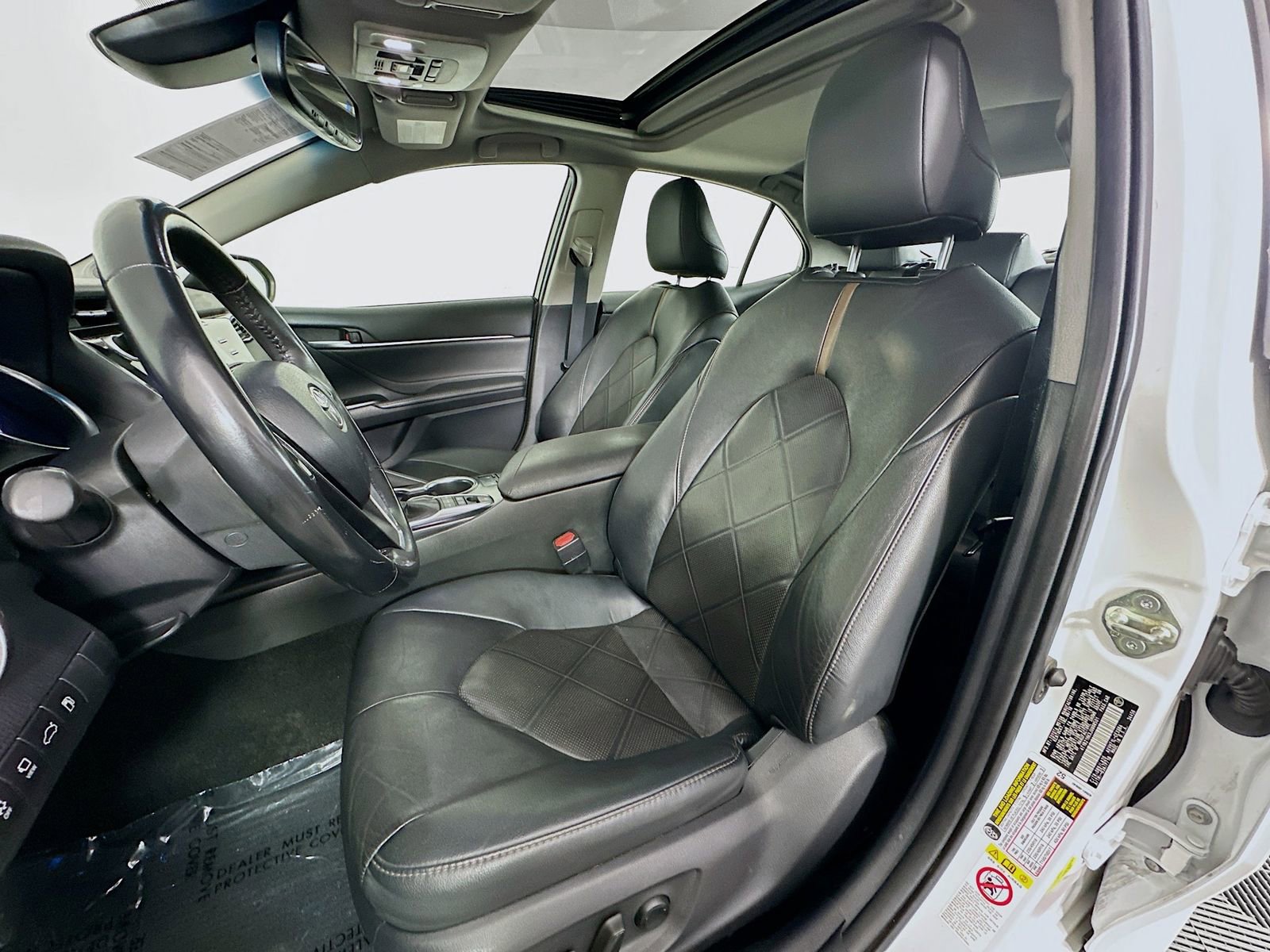 Used 2018 Toyota Camry XLE w/ Audio Package FWD image 21