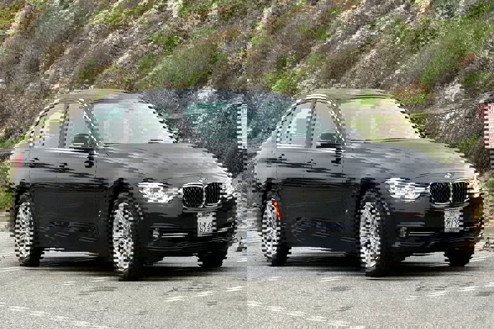 Used 2017 BMW 330e image 5