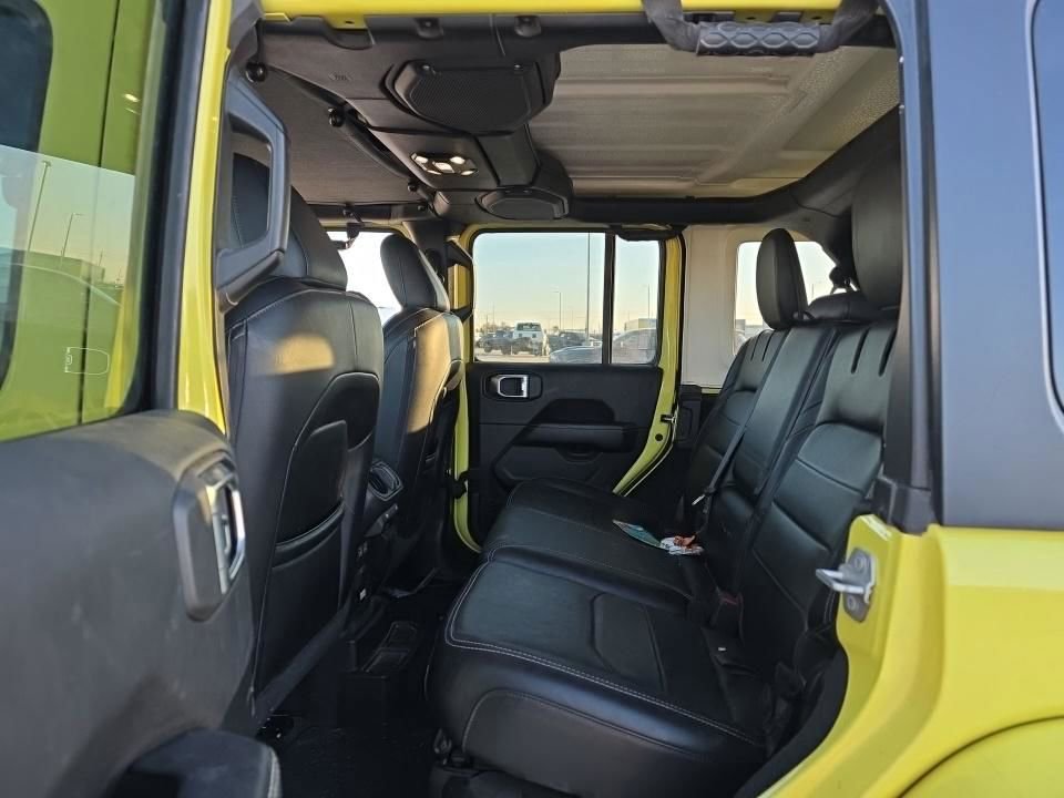 Used 2022 Jeep Wrangler Unlimited Sahara w/ Cold Weather Group image 11