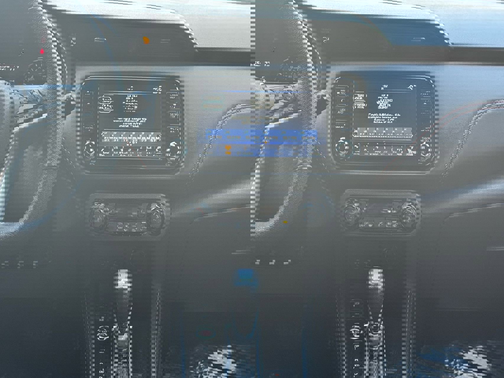 Used 2021 Nissan Kicks SR w/ SR Premium Package image 24