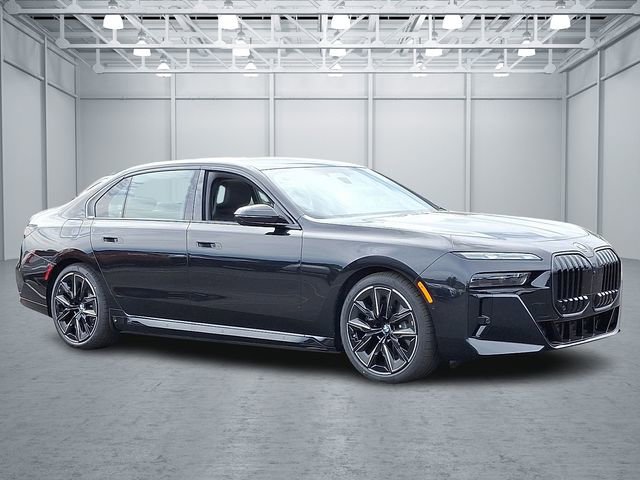 New 2025 BMW 750e xDrive w/ Executive Package image 3