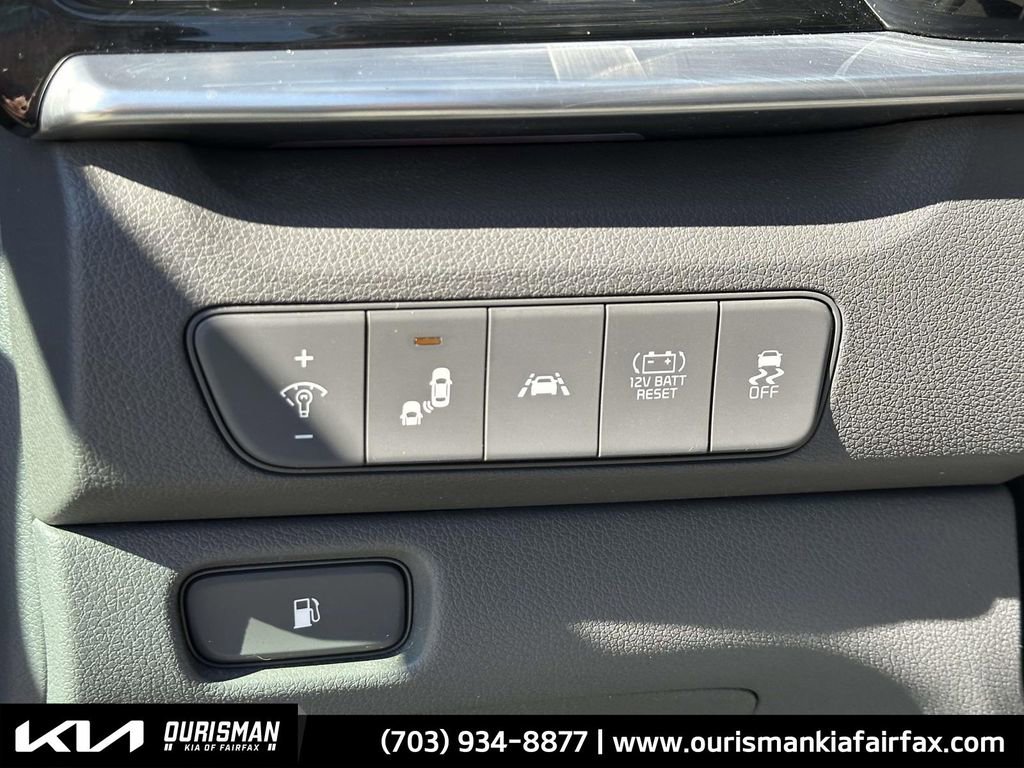 Used 2022 Kia Niro LXS image 14