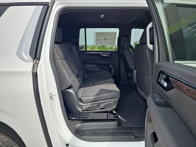 New 2026 Chevrolet Suburban LS w/ Max Trailering Package AWD/4WD image 27
