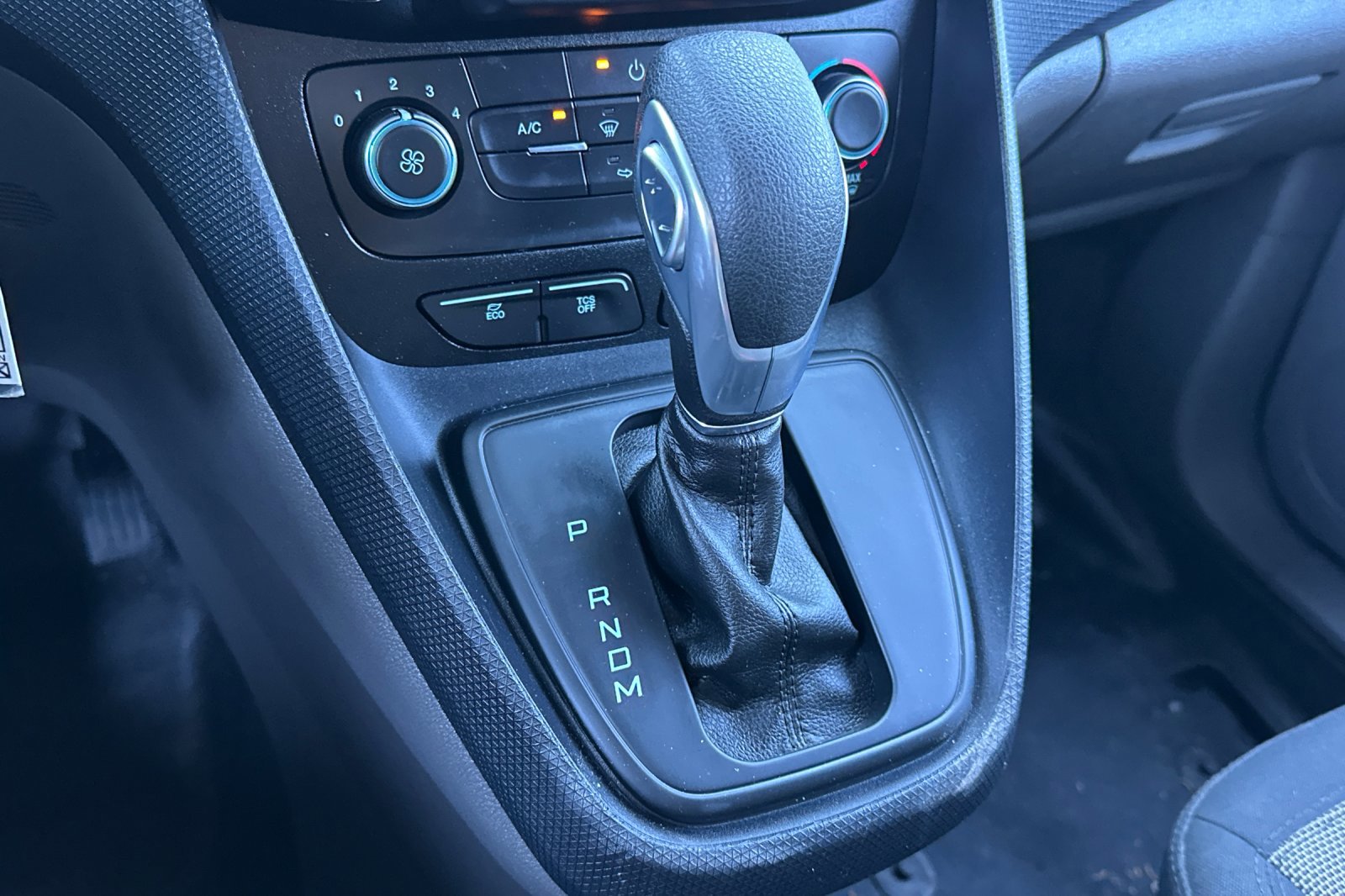 Used 2023 Ford Transit Connect XL image 19