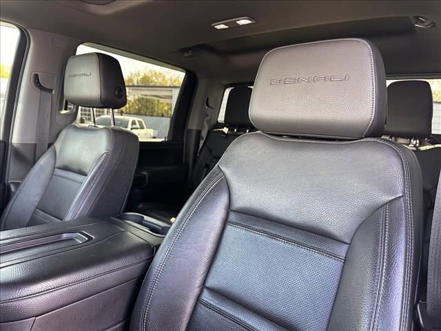 Used 2021 GMC Sierra 2500 Denali w/ Denali Black Diamond Edition image 24