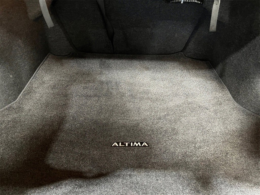 Used 2023 Nissan Maxima Platinum image 5