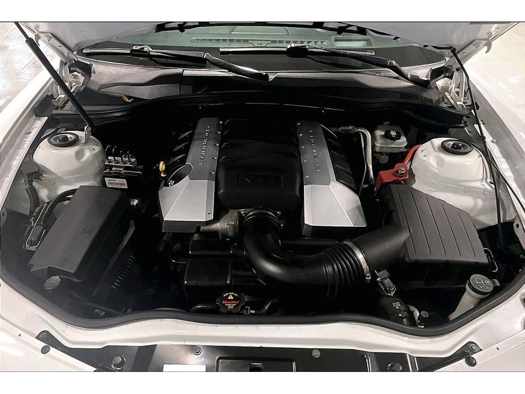 Used 2015 Chevrolet Camaro SS w/ RS Package image 11