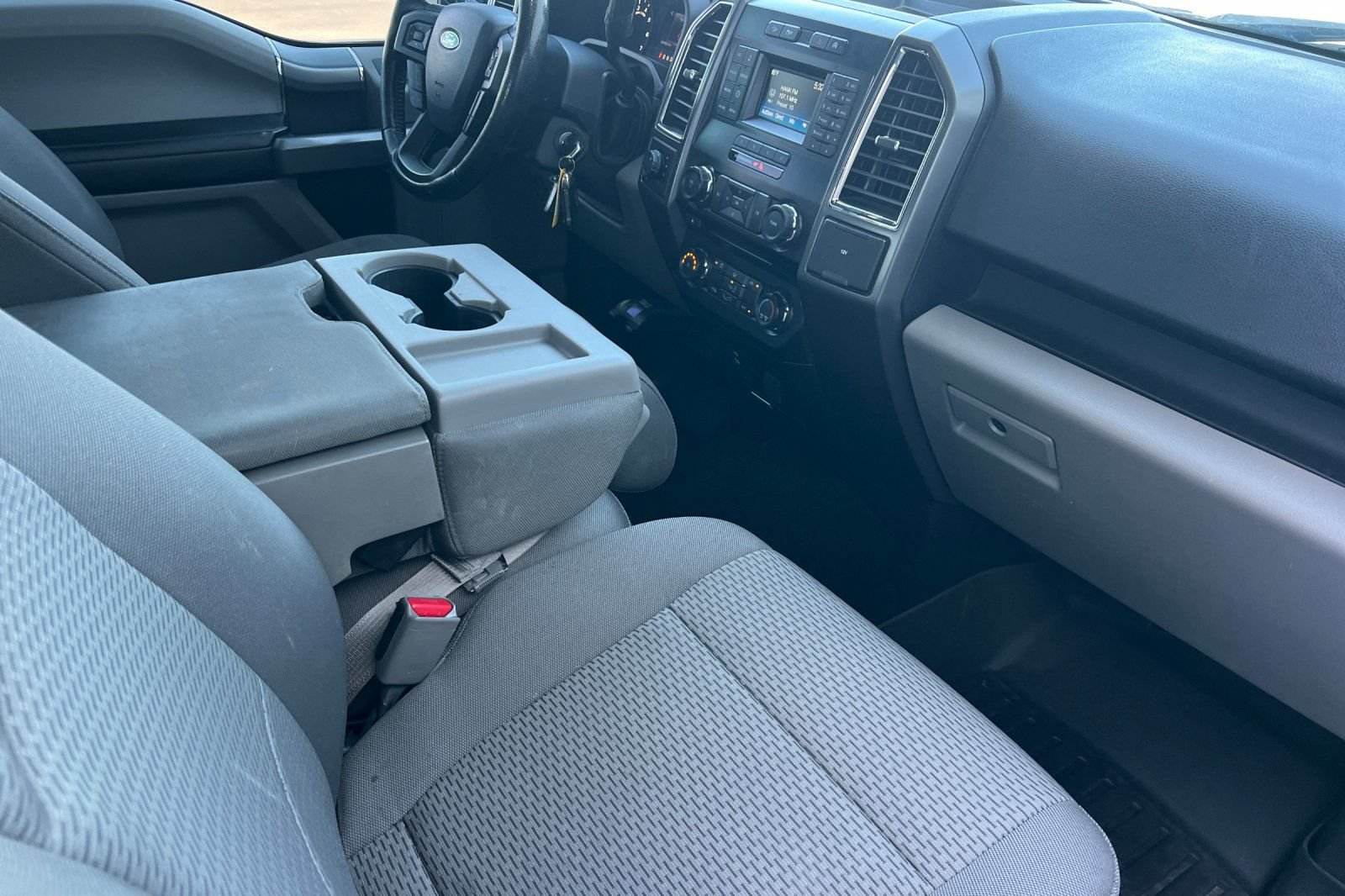 Used 2016 Ford F150 XLT w/ Equipment Group 301A Mid AWD/4WD image 17