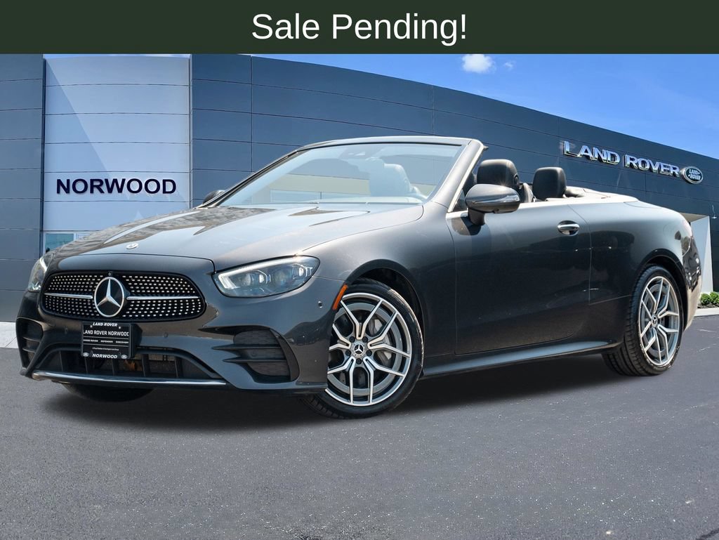 Used 2022 Mercedes-Benz E 450 4MATIC Cabriolet image 2